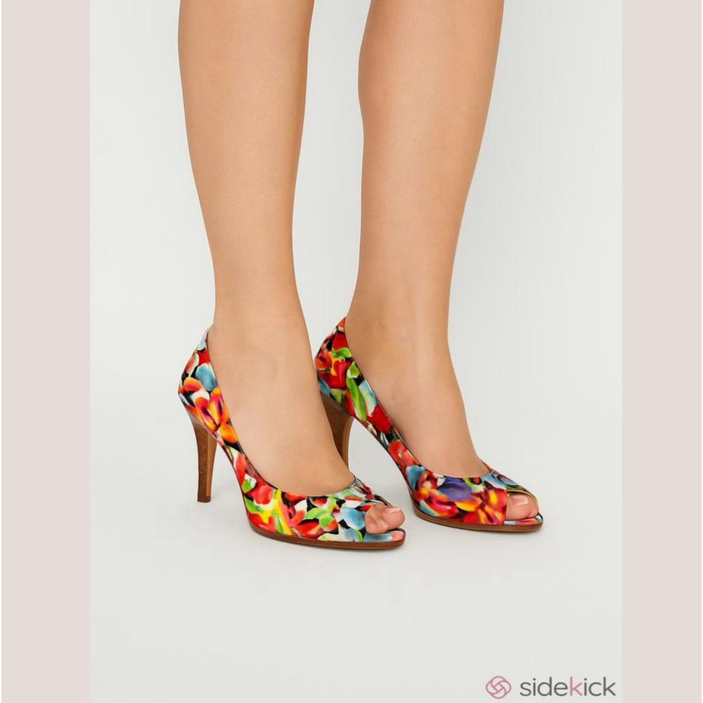 Nine West Floral Heels Size 9.5 Medium